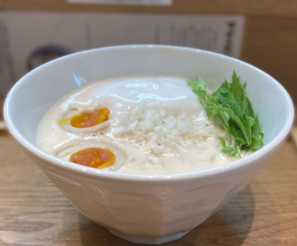 「ふく流らーめん880円(TOC抜き)」@ふく流らーめん 轍 東京高田馬場本店の写真
