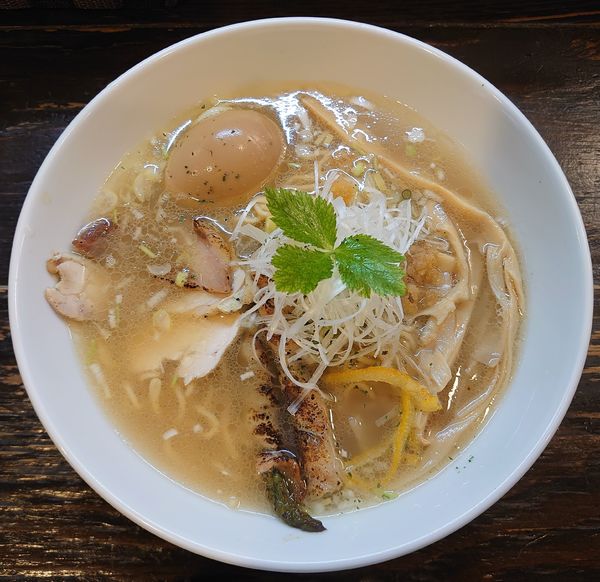 「塩味玉中華そば(1000円)」@中華そば こむぎの写真