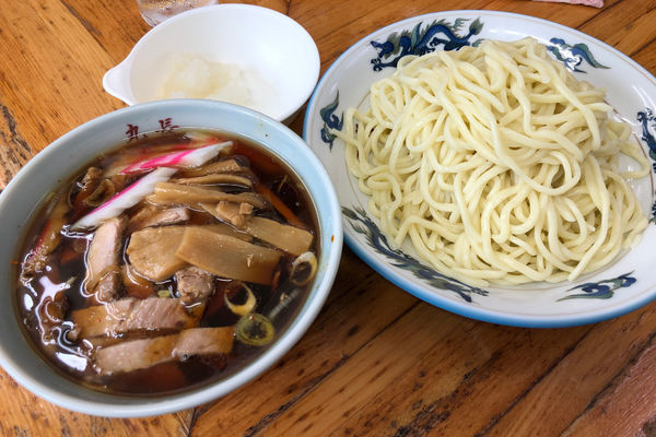 「つけそば(中)900円+大根おろし50円+具増し150円」@丸長 坂戸店の写真