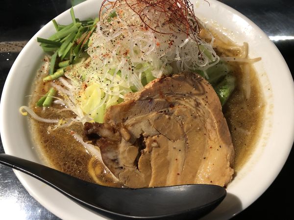 「SHOWTIME流 JIRO RAMEN」@SHOWTIME-Ramen-の写真