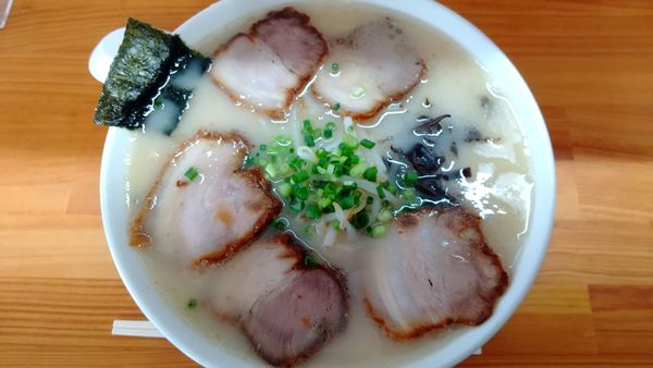 「大盛りチャーシュー麺」@元祖九州ラーメン 日吉 八重原店の写真