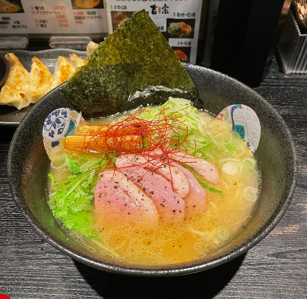「大人の鶏塩　鴨ネギラーメン」@麺屋 吉宗の写真