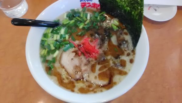 「焦がしまー油博多豚骨」@テンホウ 岡谷丸山橋店の写真