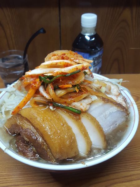 「小豚　タマネギキムチ」@ラーメン二郎 亀戸店の写真