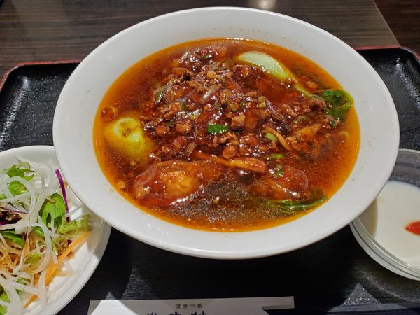 「麻婆牡蠣の汁そば」@健康中華 青蓮 戸塚モディ店の写真