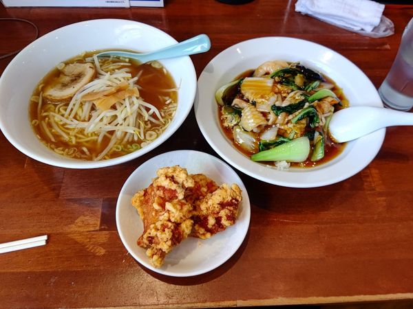 「ラーメンセット(醤油ラーメン＋中華飯＋唐揚げ)850円」@台湾料理 長楽 高崎店の写真