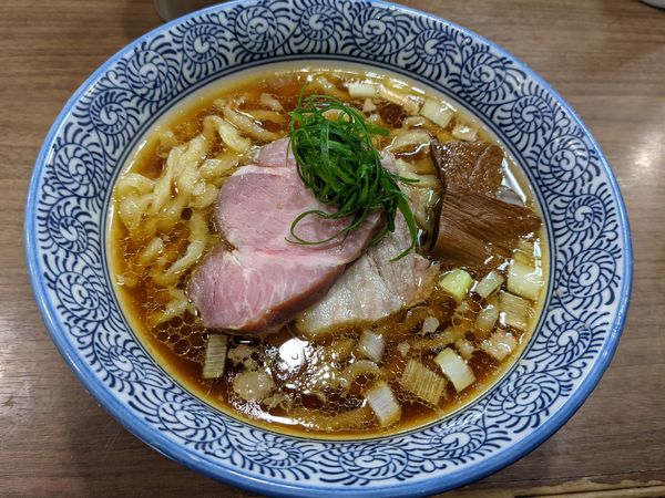 「手打中華そば（醤油）」@手打中華蕎麦 亀庵の写真