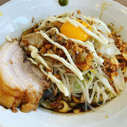 ラーメン汁なし(250g) ¥900