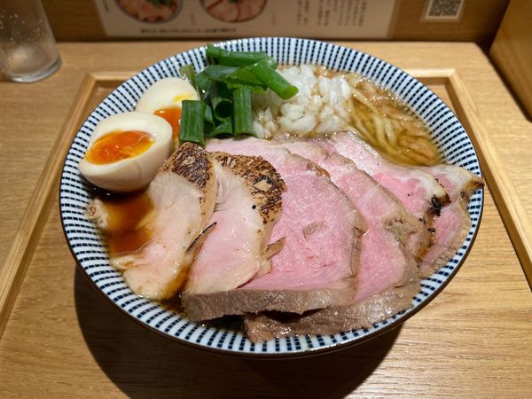 「サッポロラガービール赤星 → 特製煮干しらーめん 大盛」@ふく流らーめん 轍 東京高田馬場本店の写真