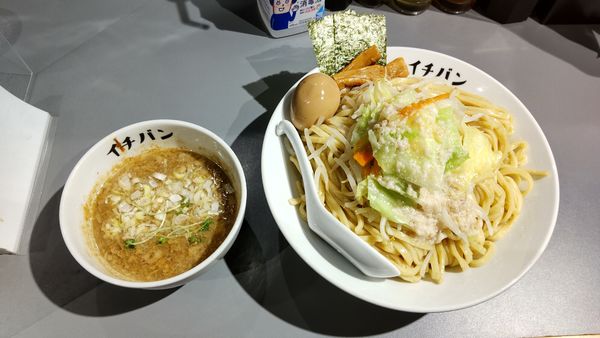 「野菜にんにく味玉つけ麺(３玉)」@つけ麺 一番 本八幡店の写真