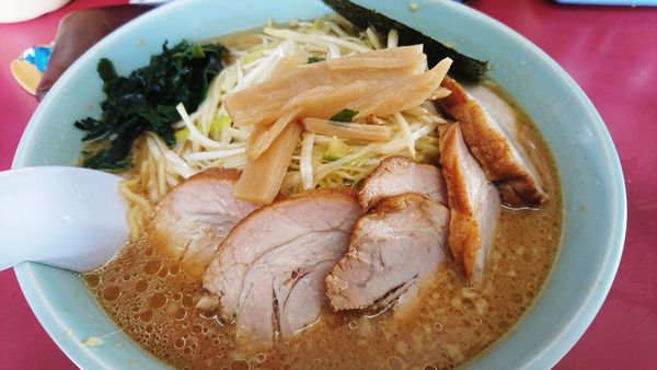 「ネギ味噌チャーシュー中」@ラーメンショップ 市貝店の写真