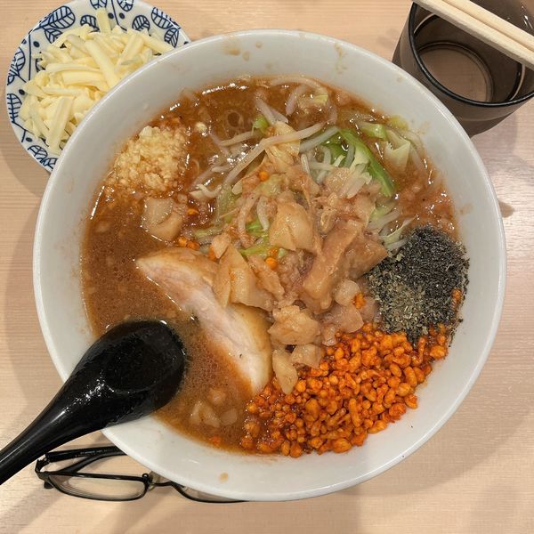 「ラ・トマティーナ‼︎ ～豚骨トマトラーメン～」@鷹の目 蒲田店の写真