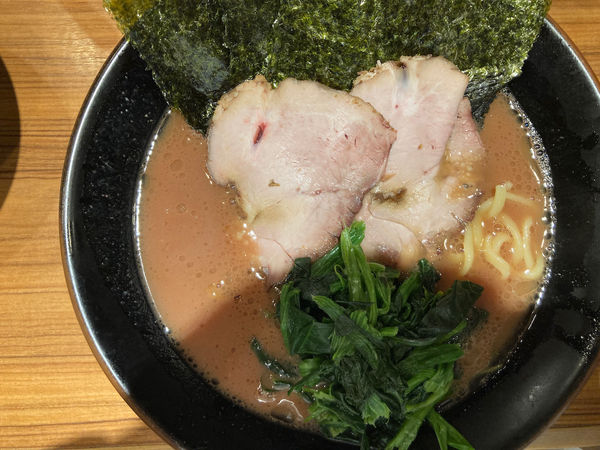 「ラーメン 750円」@横浜家系らーめん 輝道家の写真