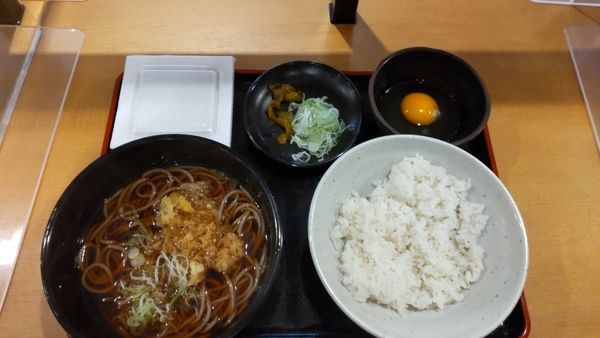 「朝定食（納豆）」@よもだそば 新宿西口2号店の写真