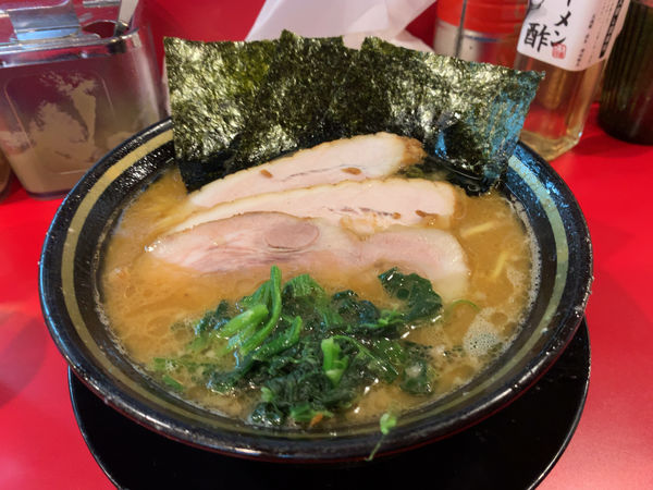 「ラーメン並」@家系ラーメン 王道 神道家の写真