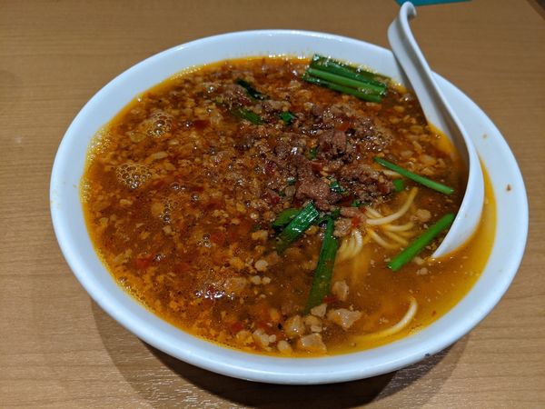 「台湾ラーメン　大盛り　1070円」@味仙 JR名古屋駅店の写真