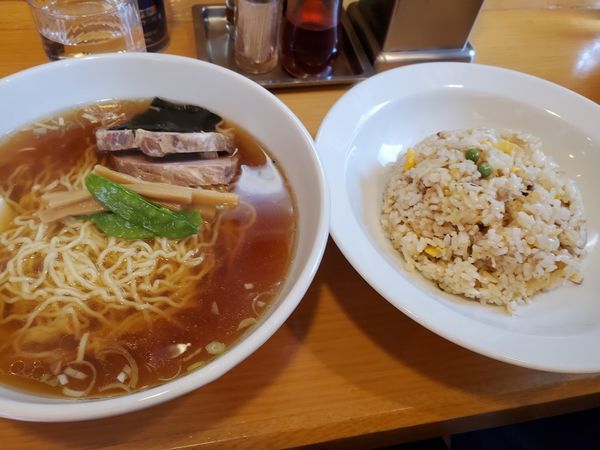 「半チャンラーメン７５０円」@東京ラーメン たいよう軒の写真