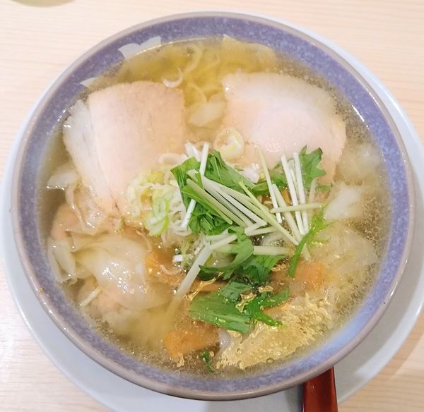 「塩ワンタンメン＋餃子」@ワンタンメンの満月 三鷹店の写真