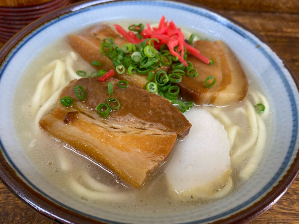 「三枚肉そば」@むつみ橋かどやの写真