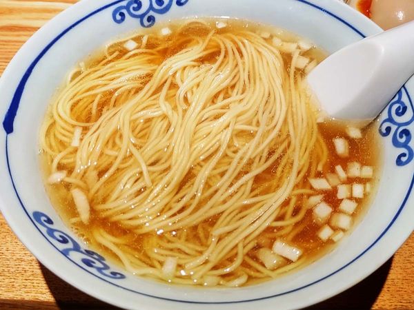 「氷見産煮干ラーメン」@貪瞋癡の写真