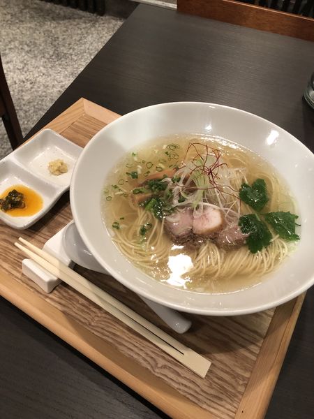 「拉麺」@豚骨清湯・自家製麺 かつらの写真