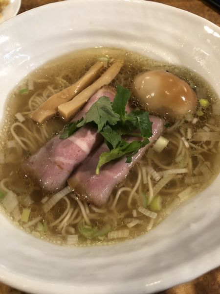 「塩くん玉らぁ麺」@<真>卓朗商店の写真