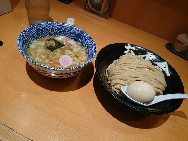 「味玉つけめん 950円」@六厘舎の写真