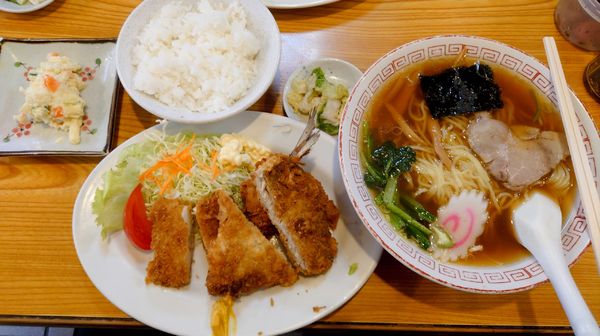 「Aセット　880円」@宝来家の写真