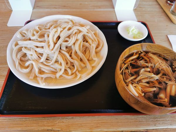 「きのこ汁うどん中盛」@本手打うどん 庄司の写真