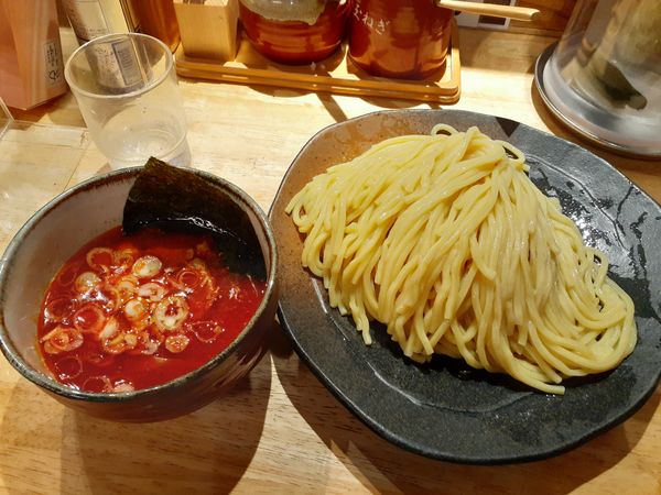 「つけ麺、大盛、辛みＭＡＸ」@つけ麺屋 やすべえ 渋谷店の写真
