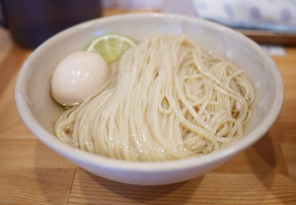 「鰹昆布出汁　味玉・醤油つけ麺」@迂直の写真
