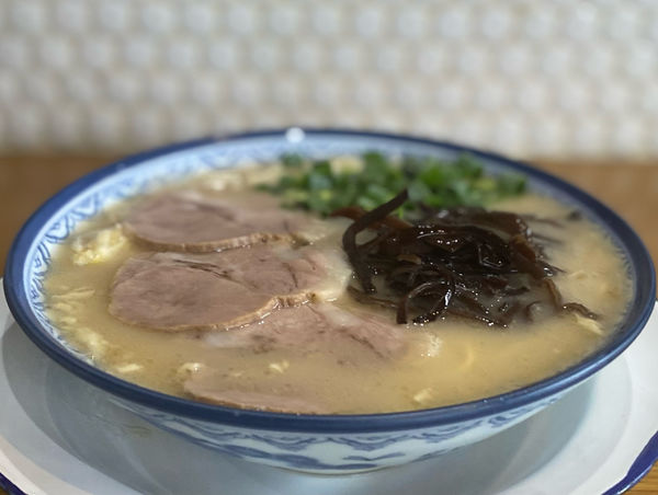 「らーめん650円(普通・ニンニク)」@博多ラーメン しばらく 町屋店の写真