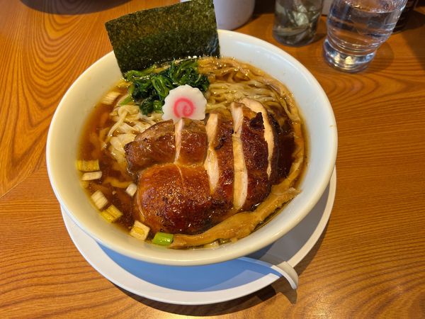 「醤油らーめん＋鶏チャーシュー」@らぁめん 生姜は文化。の写真