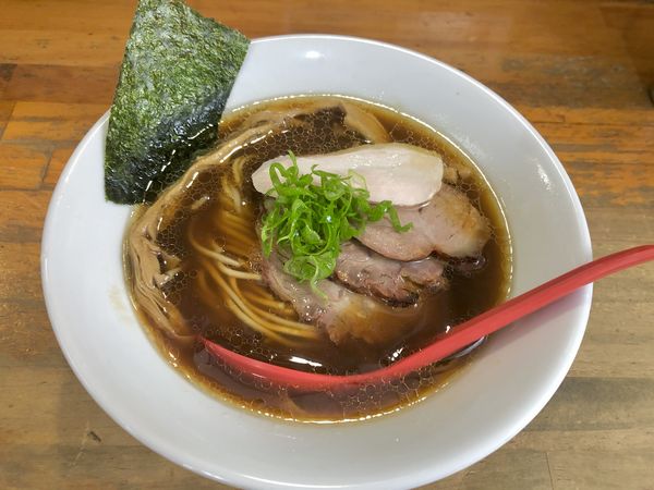 「生醤油そば（780円）、和之家豚2枚（150円）」@麺屋 むじゃきの写真