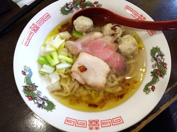 「鯛と鶏と雉の林檎塩そば」@立ち呑み居酒屋 金町製麺の写真