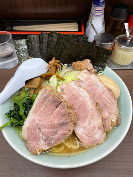 「全のせラーメン中＋ライス」@ラーメン 吉田屋 門前仲町店の写真