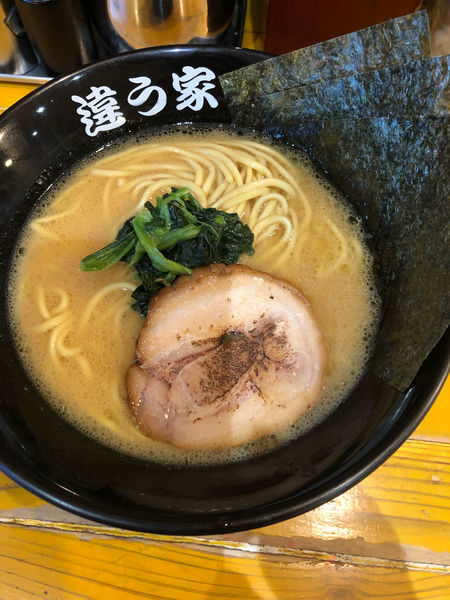 「家系ラーメン」@横浜家系ラーメン 違う家の写真