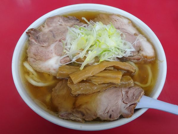 「チャーシューメン（950円）＋餃子3コ（320円）」@一品香 小山の写真