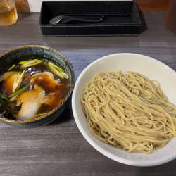 つけ麺300g（950円）