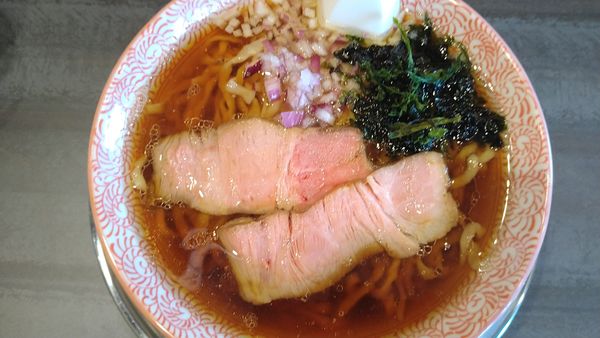 「淡麗煮干（手揉み麺）、大盛り」@麺や べらぼうの写真