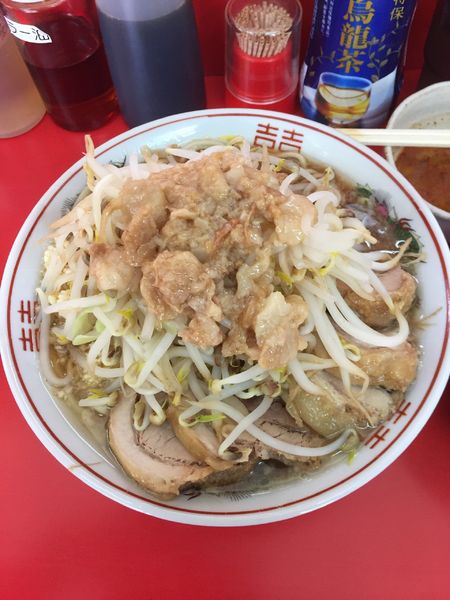 「小豚ラーメン 卵」@沖縄そば すばじらぁ 那覇店の写真