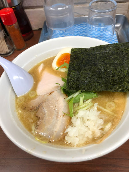 「濃厚鶏白湯」@らーめん大鳳の写真