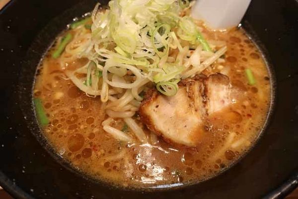 「味噌らーめん　650円」@肉厚わんたん麺と手作り焼売 ら麺亭 浅草支店の写真