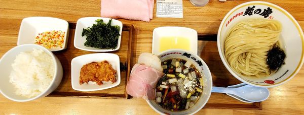「昆布水つけ麺(大盛)」@自家製中華そば 麺の虜の写真