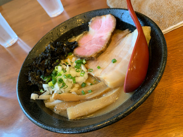 「濃厚煮干し」@麺屋 照の坊の写真