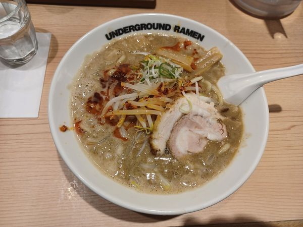 「魚介豚骨味噌ラーメン　限定」@頑者 UNDERGROUND RAMEN 川越駅店の写真