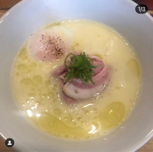 「白トリュフオイル香る鶏白湯麺」@らーめんMAIKAGURAの写真
