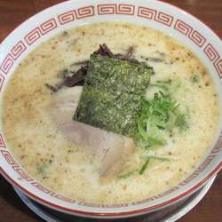 豚骨塩ラーメン（580円）