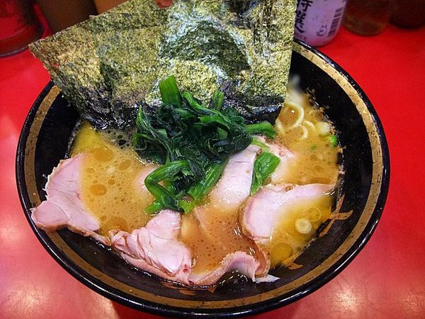 「チャーシューメン」@家系総本山 ラーメン吉村家の写真
