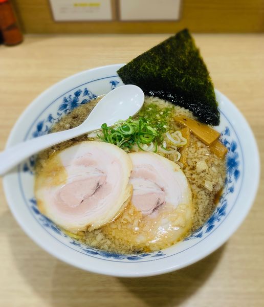 「背脂正油（￥850）＋青唐（サービス）」@覆めん 花木の写真